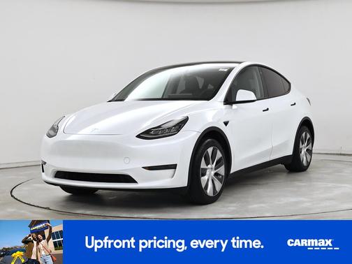 White 2023 Tesla Model Y