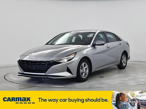 2023 Hyundai ELANTRA SE