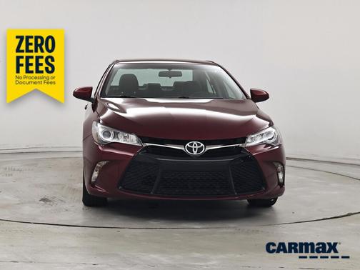 Red 2017 Toyota Camry SE
