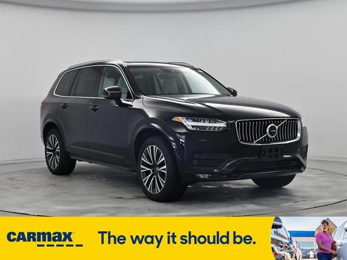 2021 Volvo XC90 T6 Momentum