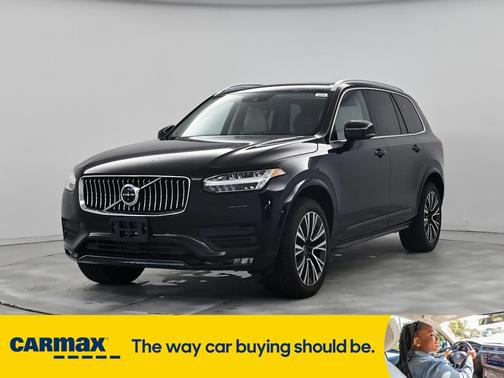 2021 Volvo XC90 T6 Momentum
