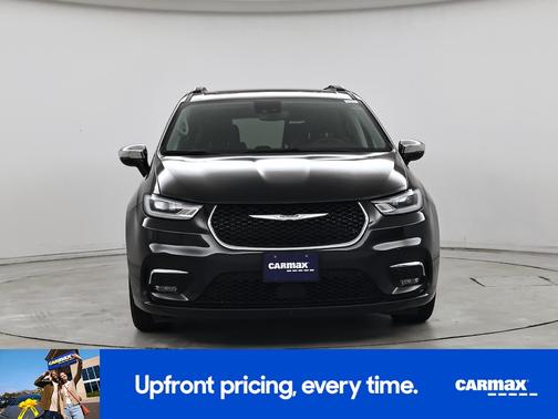Black 2023 Chrysler Pacifica Limited