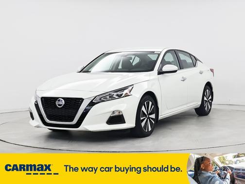 2022 Nissan Altima SV