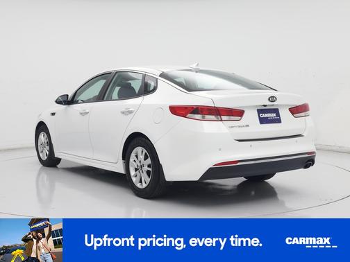White 2018 Kia Optima S