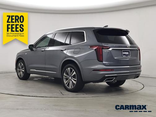 Gray 2022 Cadillac XT6 Premium Luxury