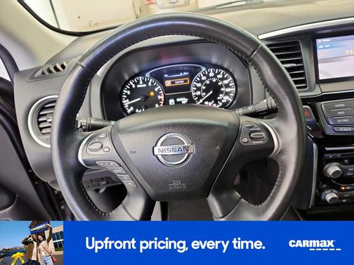 2015 Nissan Pathfinder SV