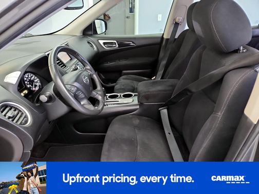 2015 Nissan Pathfinder SV