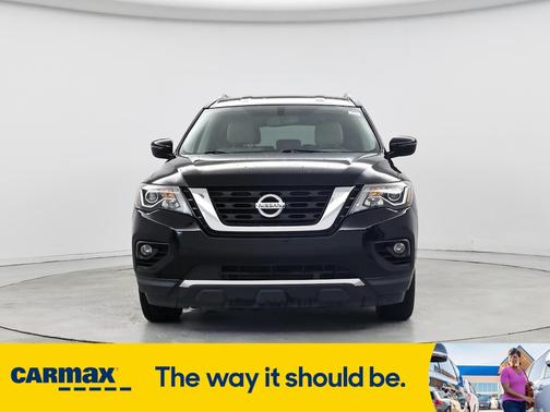 2018 Nissan Pathfinder SV