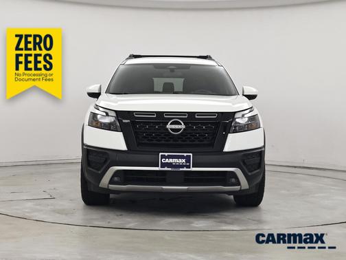 White 2024 Nissan Pathfinder Rock Creek