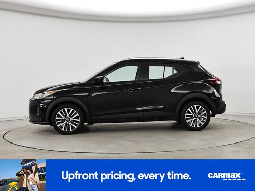 2022 Nissan Kicks SV