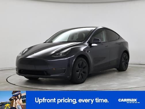 Gray 2025 Tesla Model Y Long Range