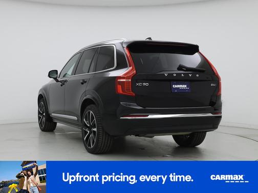 2023 Volvo XC90 B6 Plus