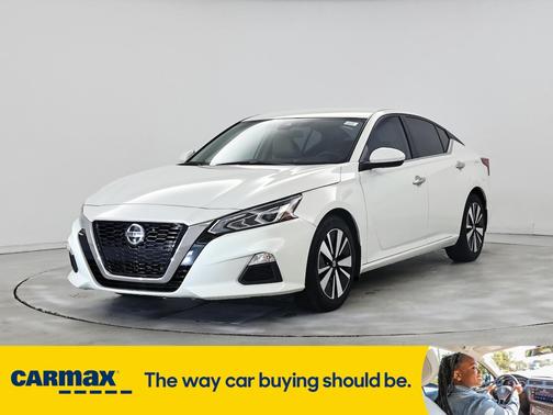 2022 Nissan Altima SV