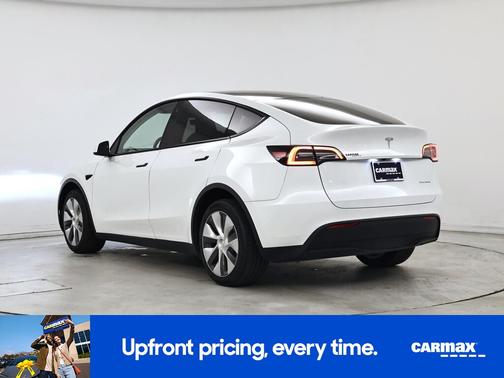 White 2023 Tesla Model Y Long Range