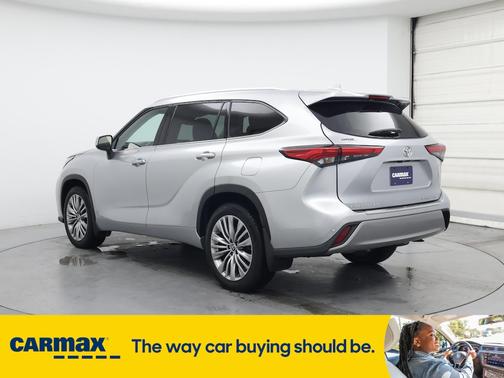 2022 Toyota Highlander Platinum