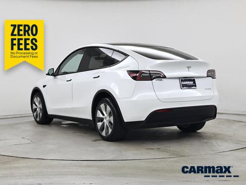 White 2023 Tesla Model Y Long Range