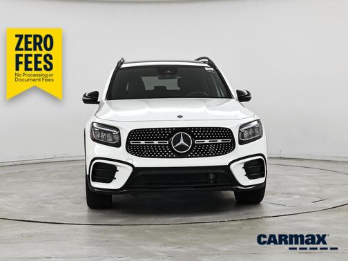White 2024 Mercedes-Benz GLB 250