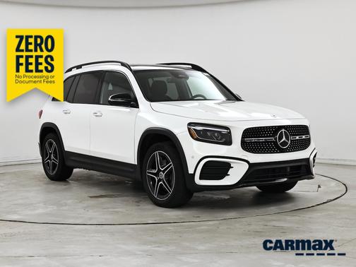 White 2024 Mercedes-Benz GLB 250