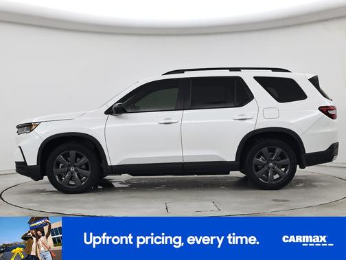 White 2025 Honda Pilot Sport