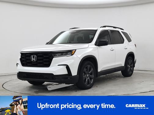 White 2025 Honda Pilot Sport