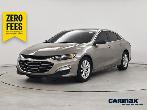 Gold 2022 Chevrolet Malibu LT