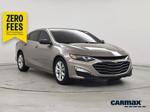 Gold 2022 Chevrolet Malibu LT