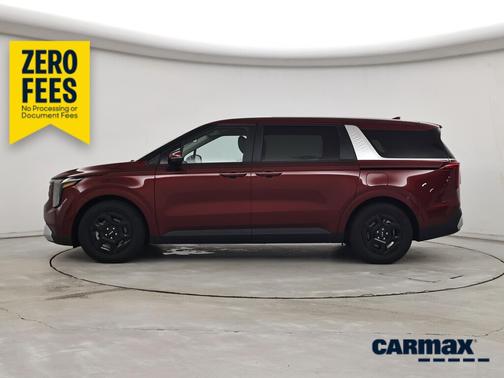 Red 2025 Kia Carnival LXS