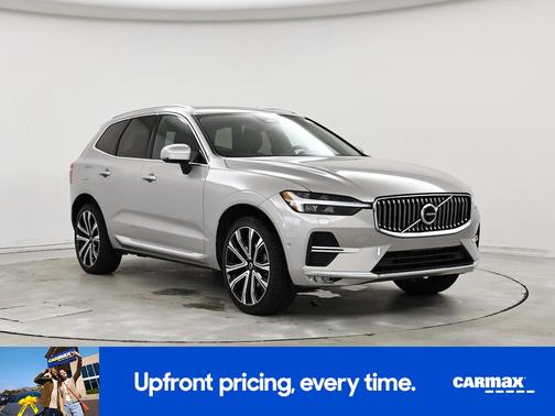 2023 Volvo XC60 B5 Ultimate Bright Theme