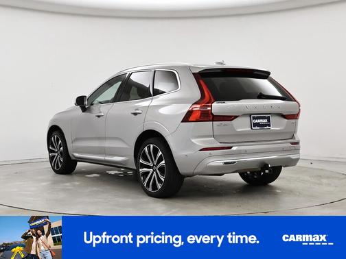 2023 Volvo XC60 B5 Ultimate Bright Theme