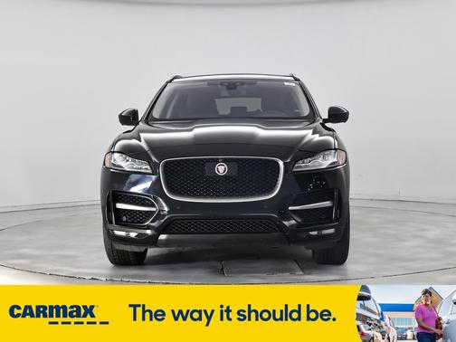 2018 Jaguar F-PACE R-Sport