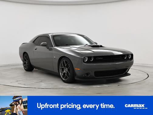2017 Dodge Challenger 392 Hemi Scat Pack Shaker