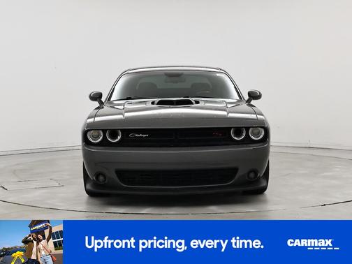 2017 Dodge Challenger 392 Hemi Scat Pack Shaker
