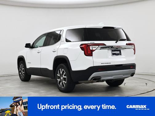 White 2022 GMC Acadia SLE