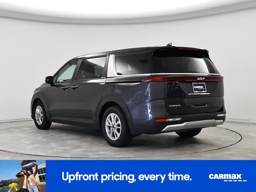 2024 Kia Carnival LX Seat Package