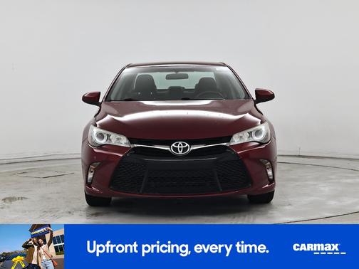 Red 2017 Toyota Camry SE