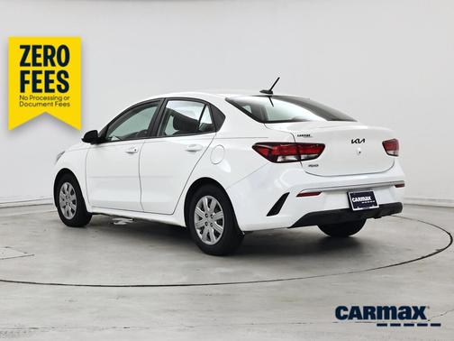 White 2022 Kia Rio S