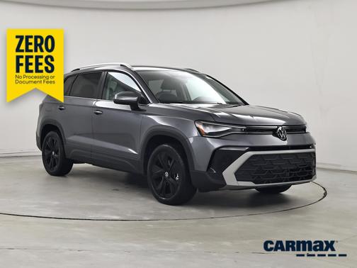 Gray 2025 Volkswagen Taos SE