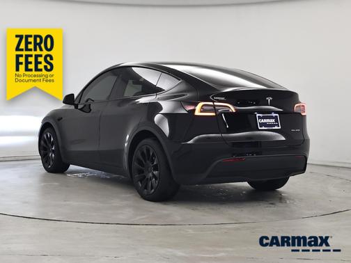 Black 2023 Tesla Model Y Long Range