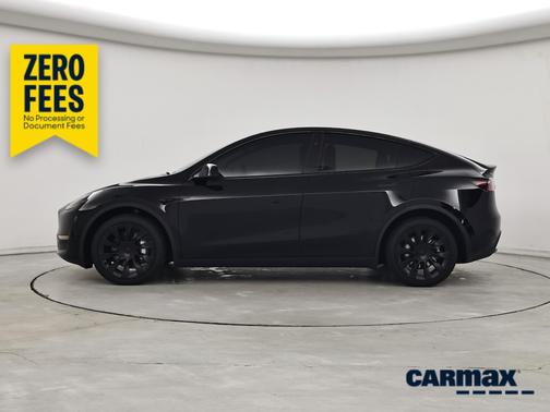 Black 2023 Tesla Model Y Long Range