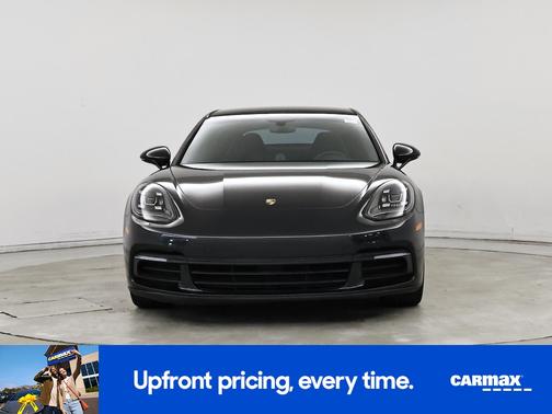 2018 Porsche Panamera 4