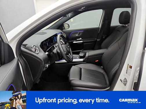 White 2023 Mercedes-Benz GLA 250