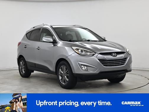 Gray 2015 Hyundai TUCSON SE