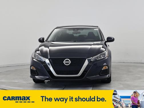 2022 Nissan Altima SV