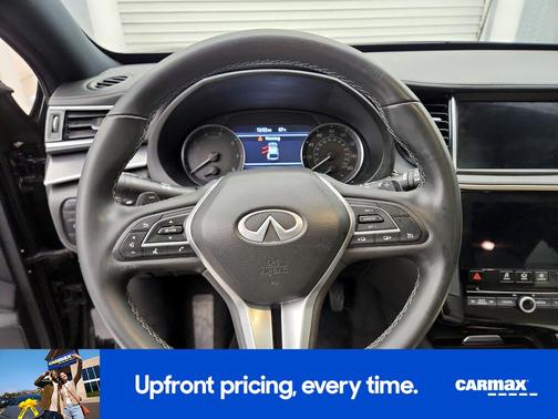 Black 2022 INFINITI QX55 Luxe