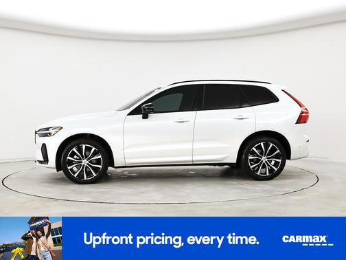 2024 Volvo XC60 B5 Plus Dark Theme