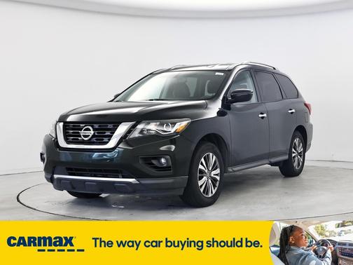 2019 Nissan Pathfinder SV
