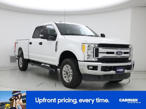 White 2017 Ford F-250 XLT