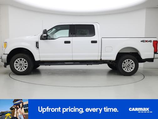 White 2017 Ford F-250 XLT