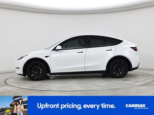White 2023 Tesla Model Y Long Range
