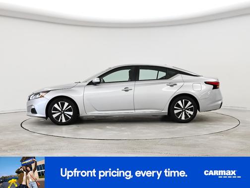 2022 Nissan Altima SV